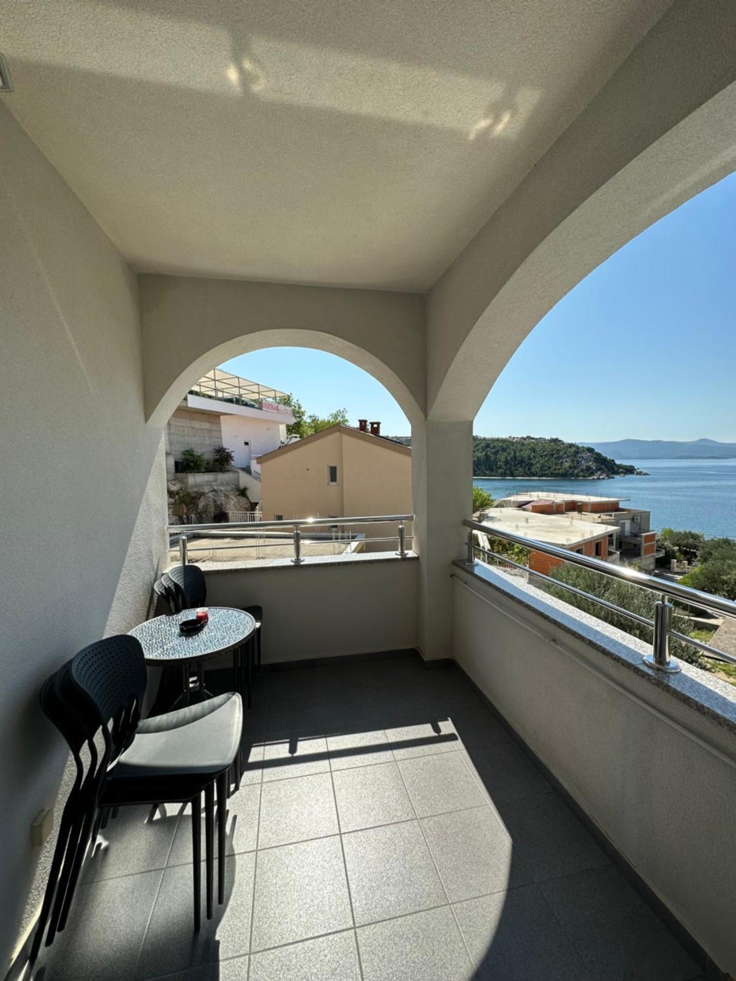 Apartments Palinic クレック エクステリア 写真